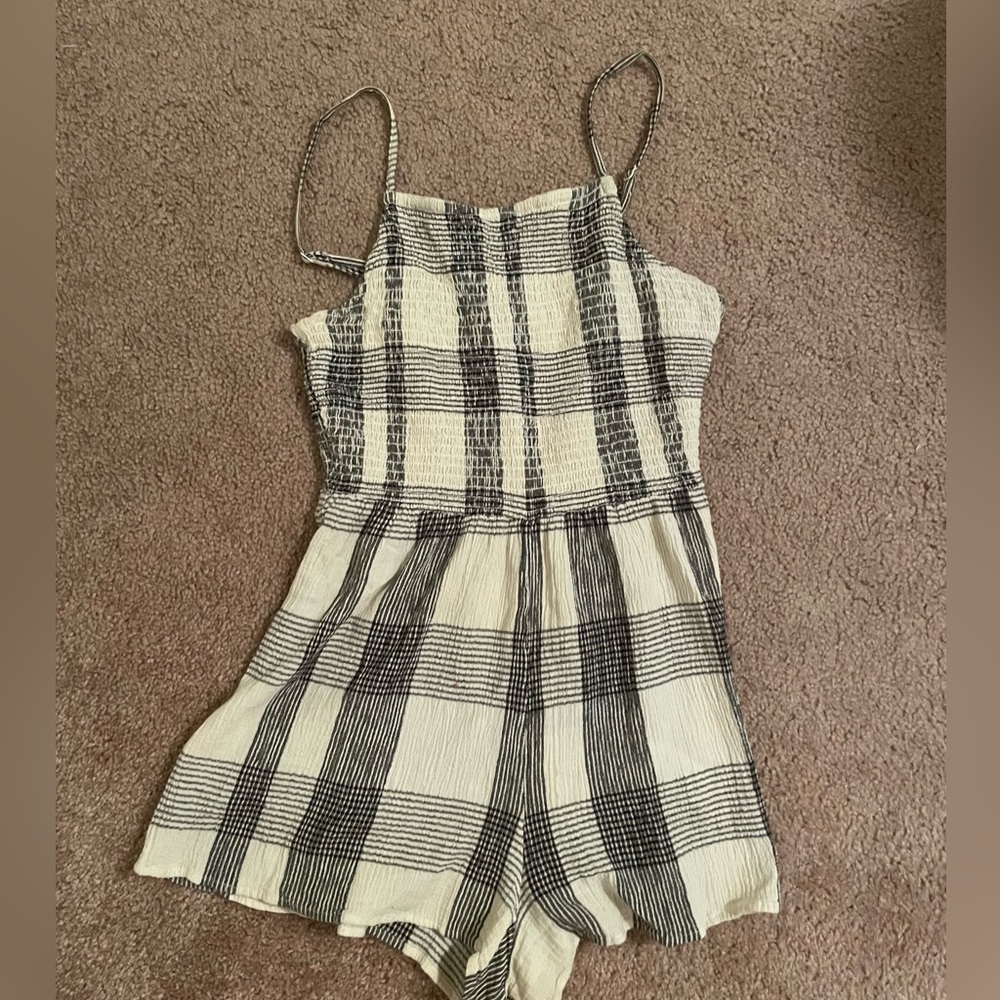 Top shop Checkered black and white romper, size 4